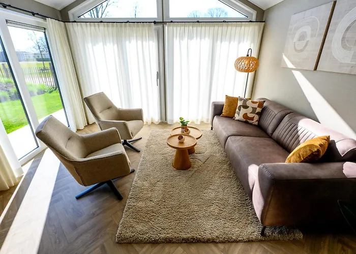 Charleston 066 Mit Eigener Terrasse Am Wasser